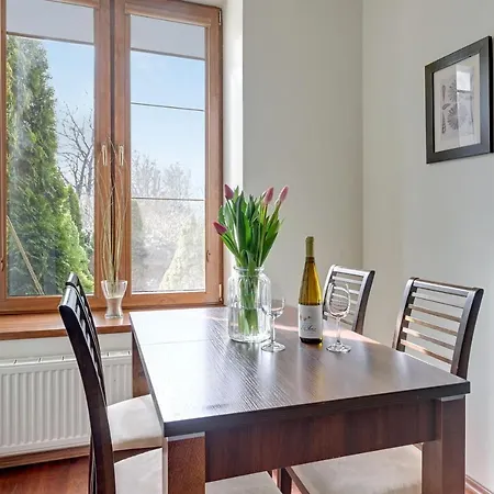 Nautilius - 50m To The Beach Apartment