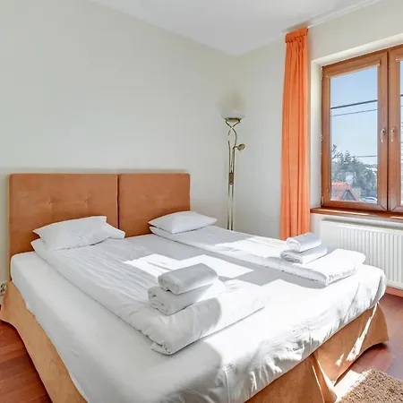 Nautilius - 50m To The Beach Apartment
