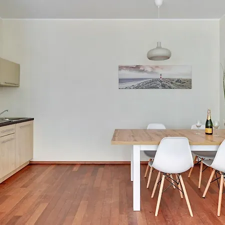 Apartment Nautilius - 50m To The Beach